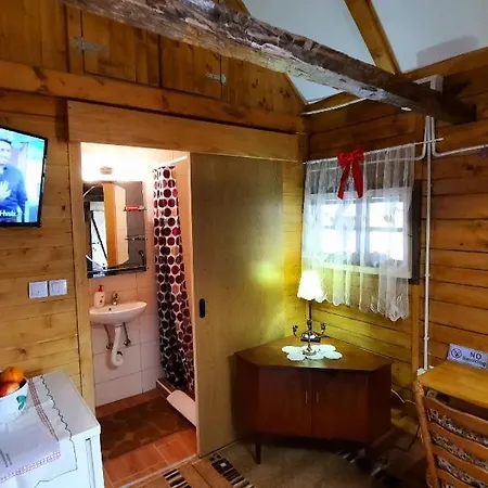 Domek alpejski Eden Bungalov 1 *