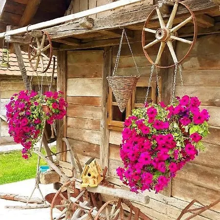 Eden Bungalov 1