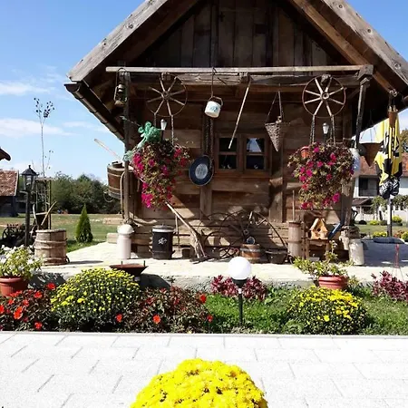 Domek alpejski Eden Bungalov 1 Derventa