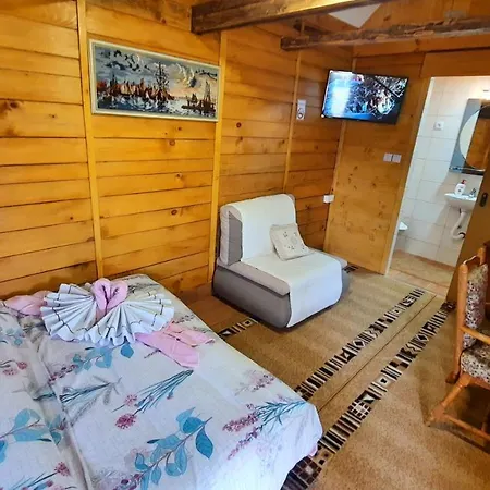 Eden Bungalov 1 * Derventa