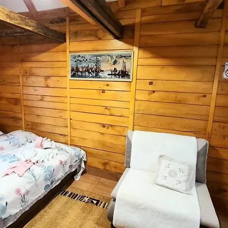 Domek alpejski Eden Bungalov 1 *